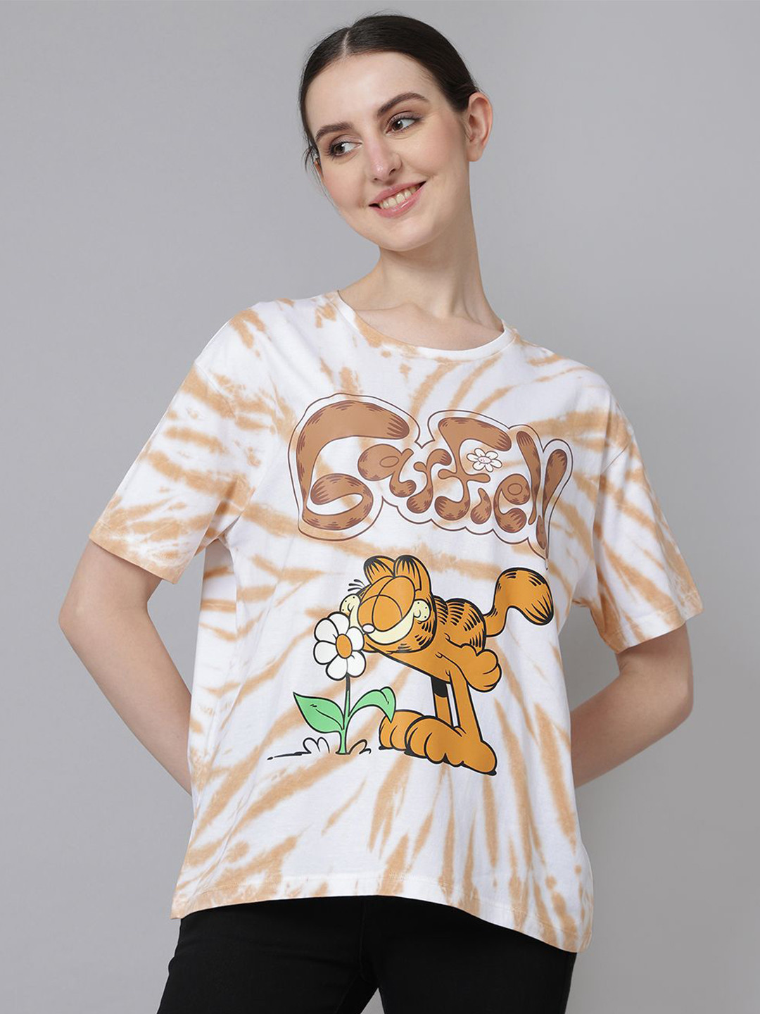 Free Authority Garfield Printed Oversized T-shirt For Women