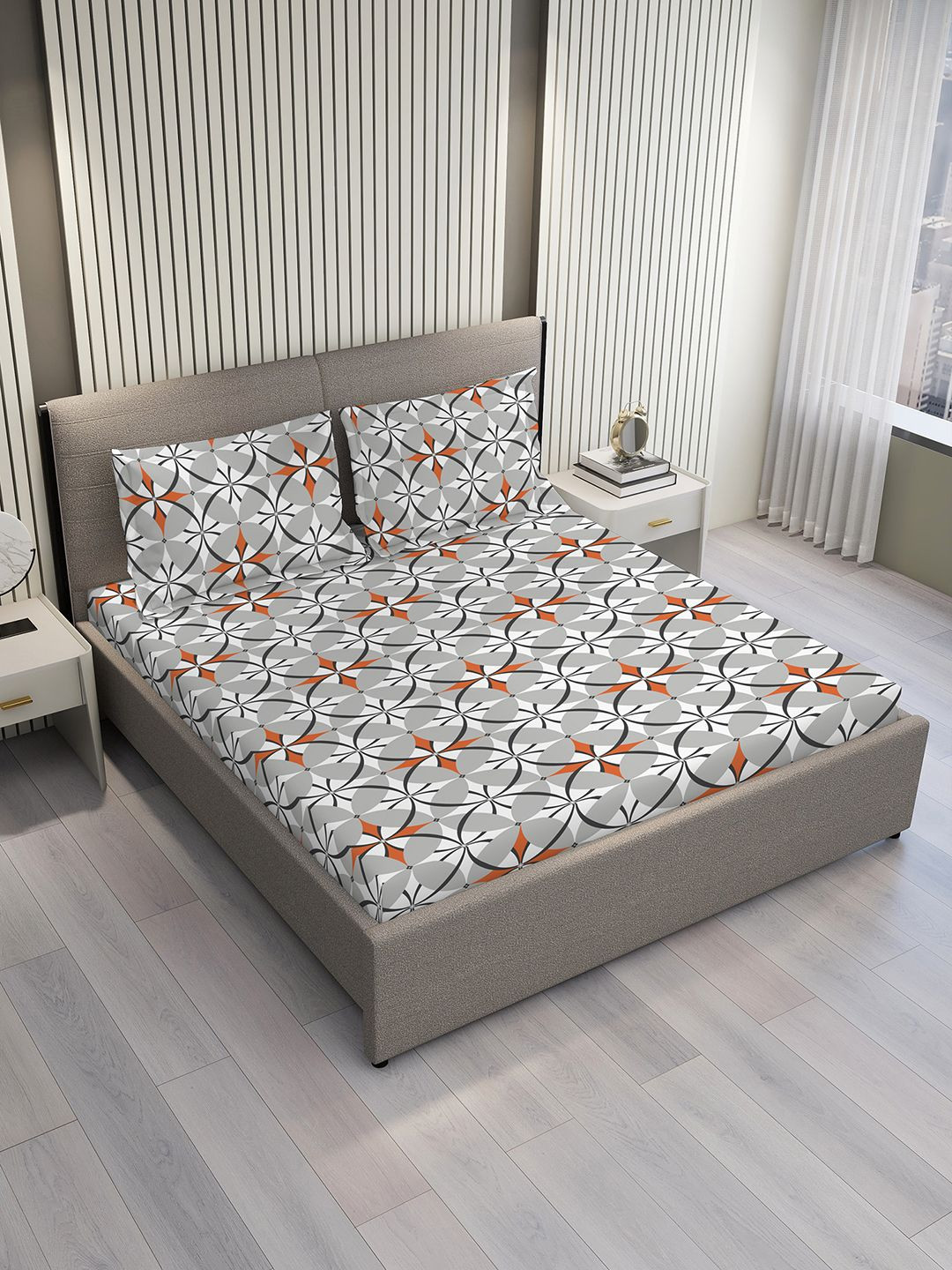Layers Argos 225 CVC Grey Geometrical Print King Bedsheet & Pillow Covers 2.74 m x 2.74 m