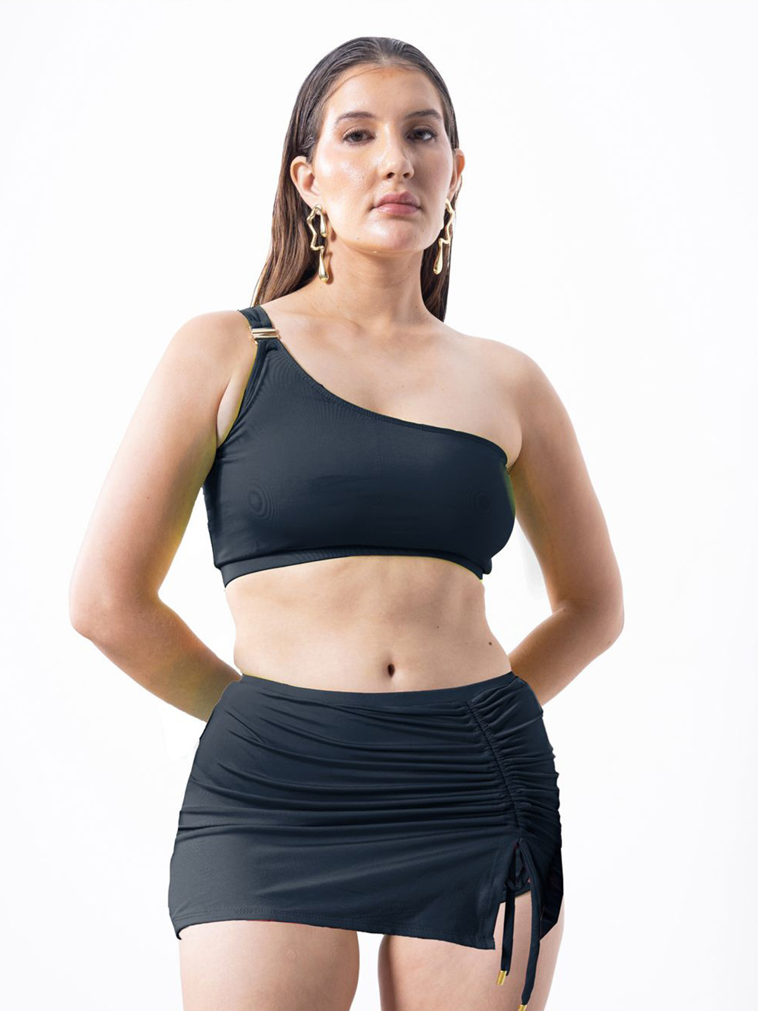 Aoba Women Black Solid One Shoulder Full Coverage Swim Set