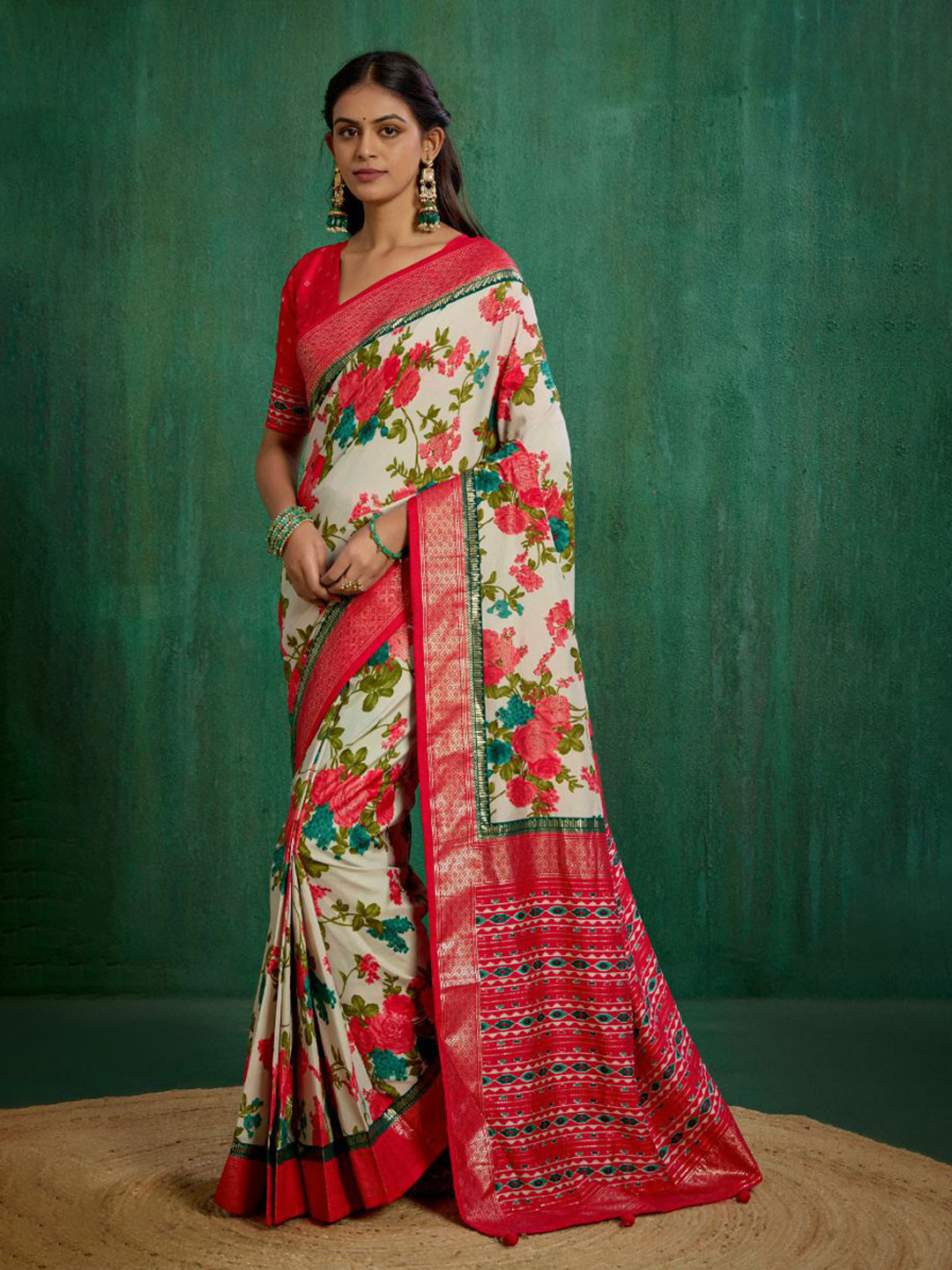 Sangria Dairy Cream Cotton Silk Floral Print Ready to Wear Saree
