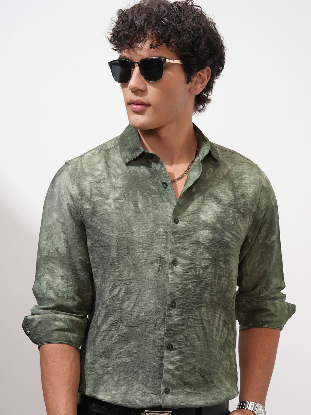 HIGHLANDER Men Printed Crush Textured Slim Fit Occasion shirt