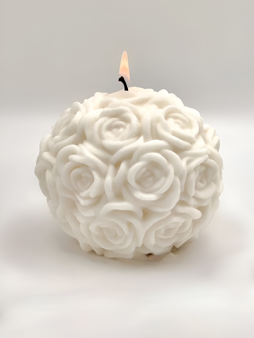 Aromatic Fables Divine Petals Infused 1 Wick Scented Solid Round Regular Tea Light Candles