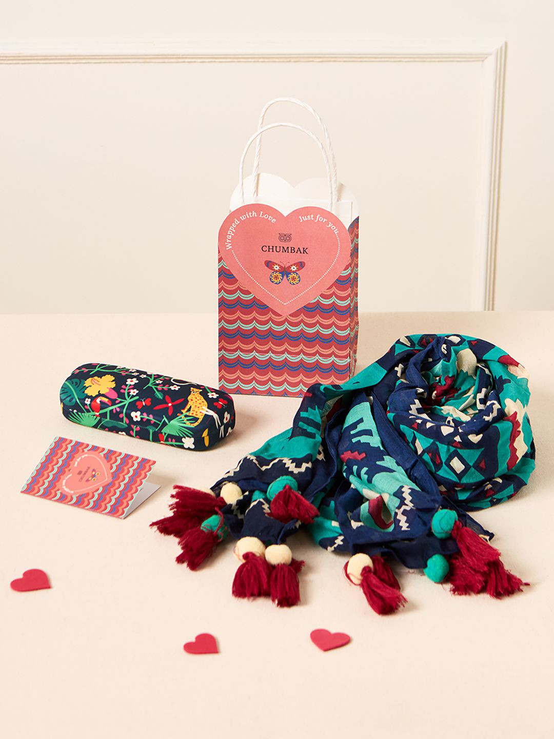 Chumbak Red & Blue Set of 2 Wanderlust Duo Gift Comes In A Gift Bag