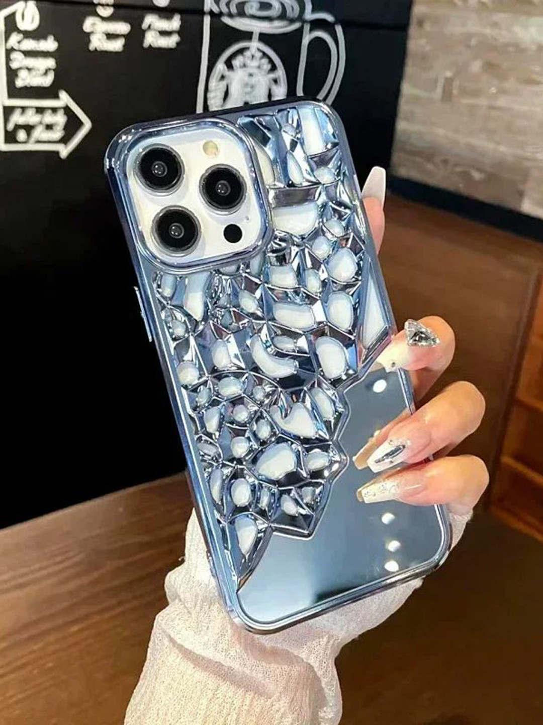 Luxury Kase Quirky LK117 Hollow Out Mirror Heat Dissipation iPhone 15 Pro Back Case