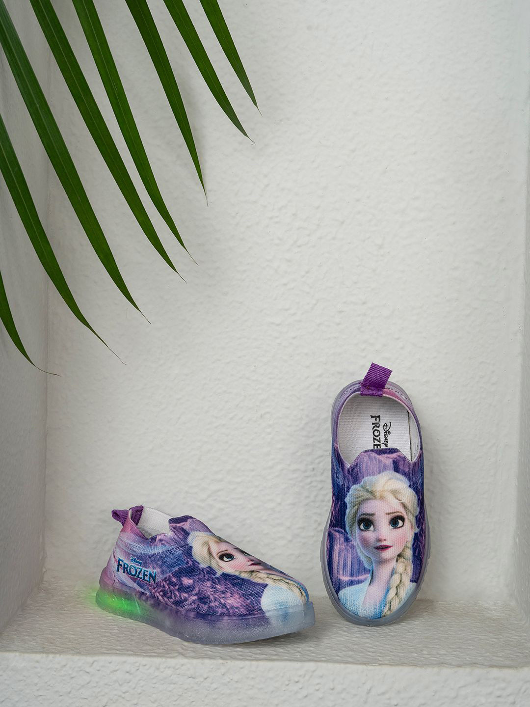 toothless Girls Frozen Printed LED Sneakers