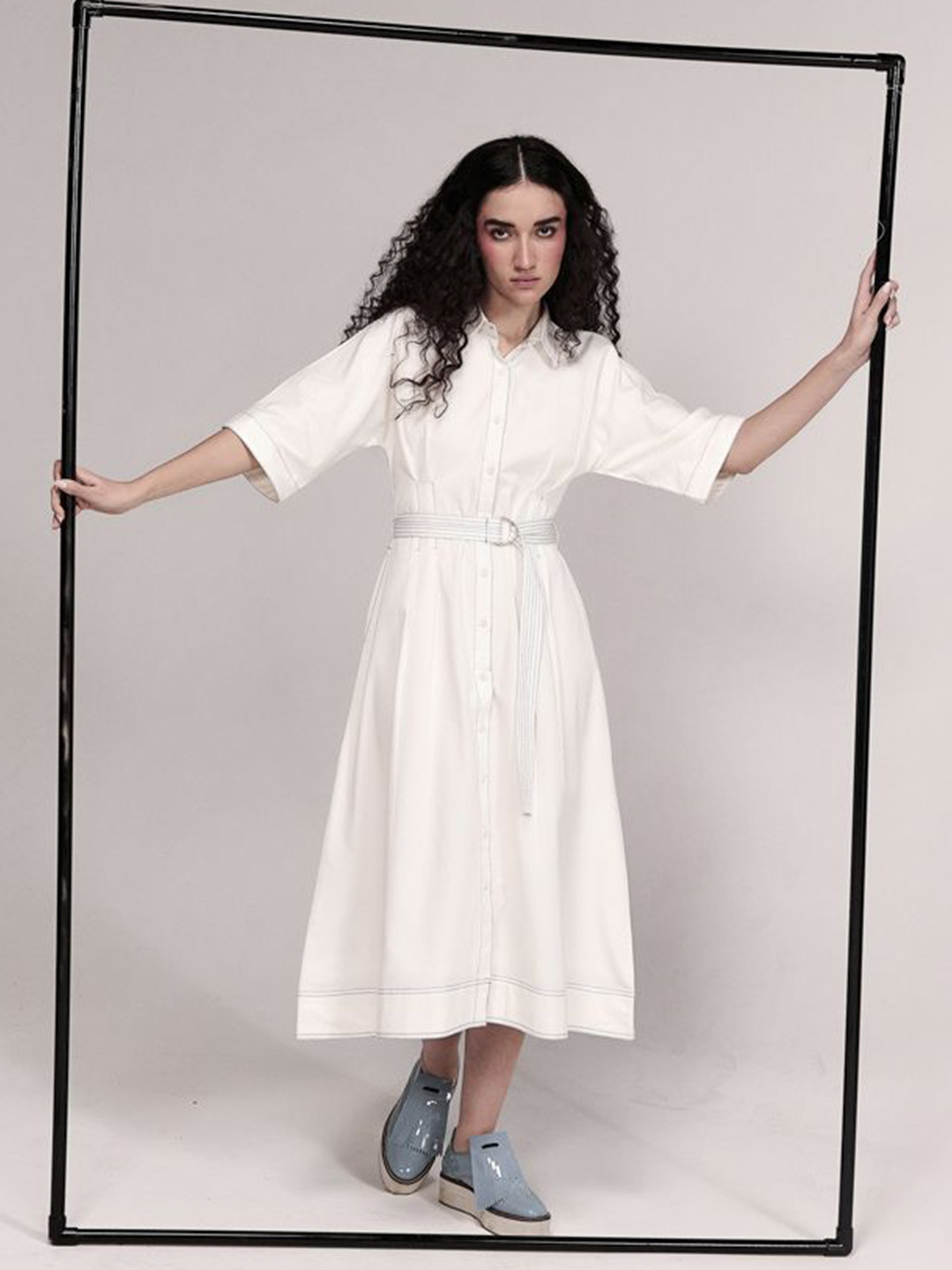 Midsummer White Blue Shirt Midi Dress