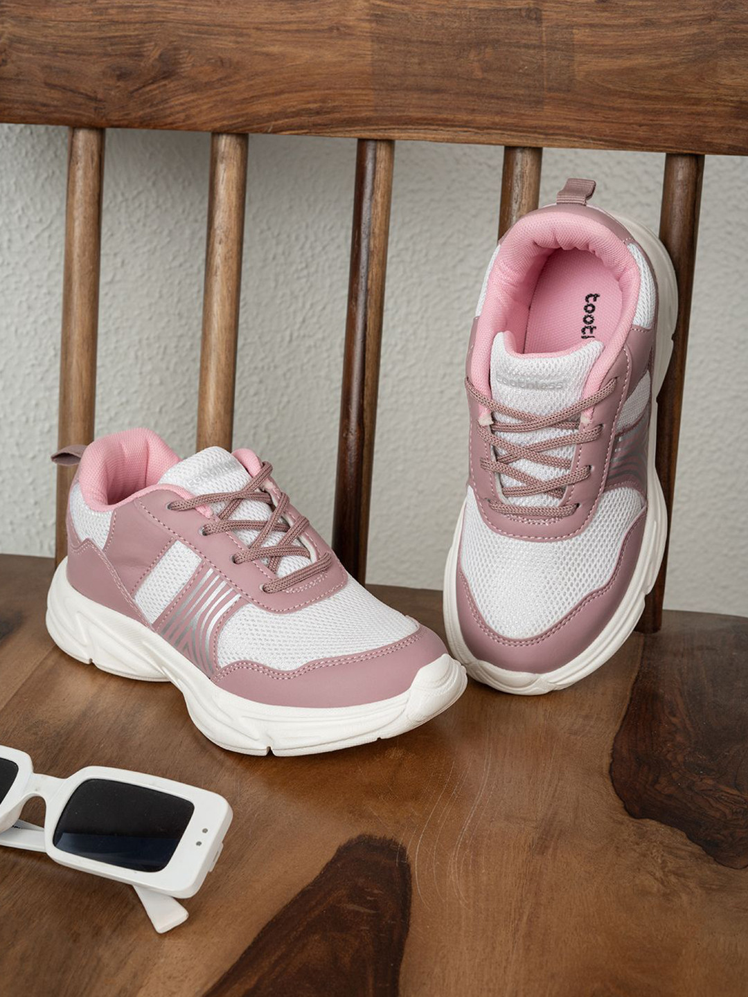 toothless Kids Girls Casual Shoes