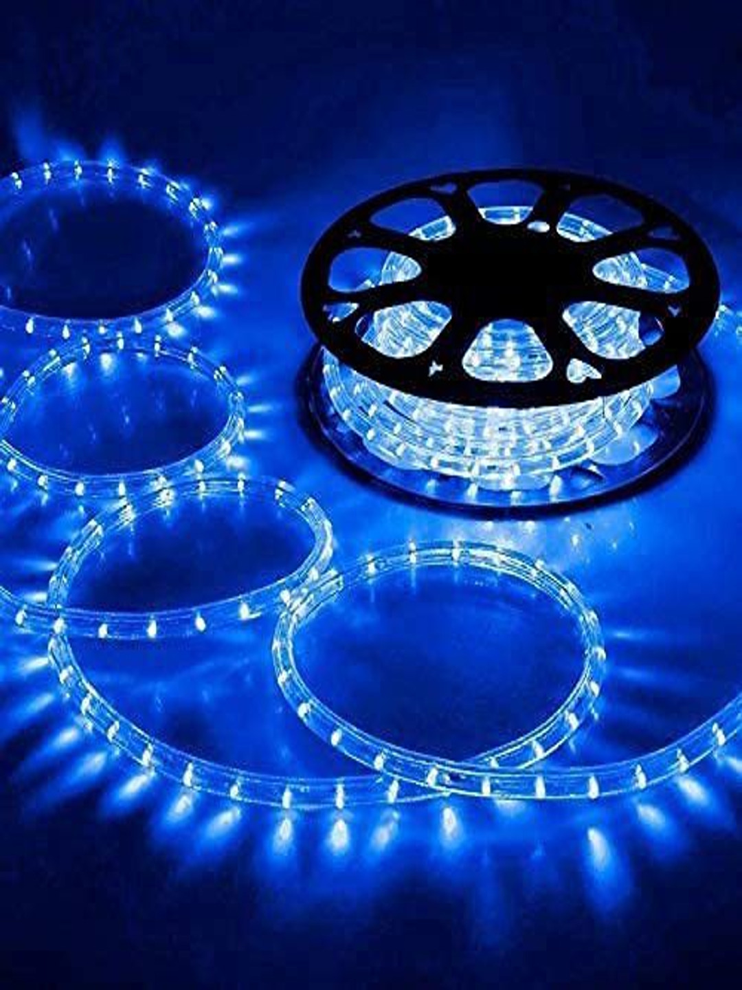 ENORMITY Blue & Black Rice Shape String Lights