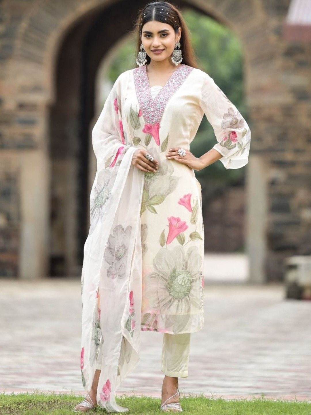 KALINI Floral Printed Sequinned V Neck Straight Kurta With Trousers And Dupatt