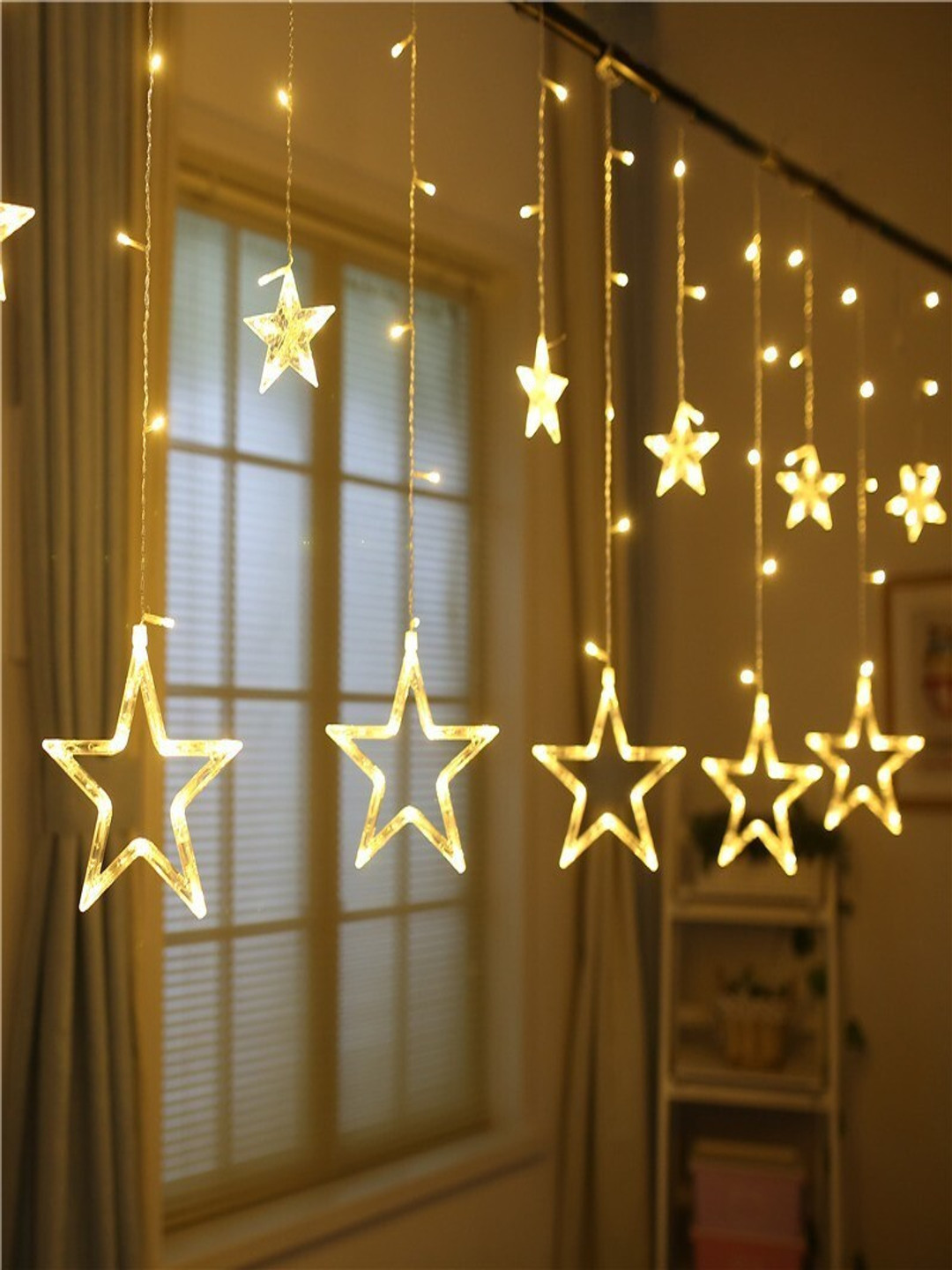 ENORMITY Yellow Star Shape String Light