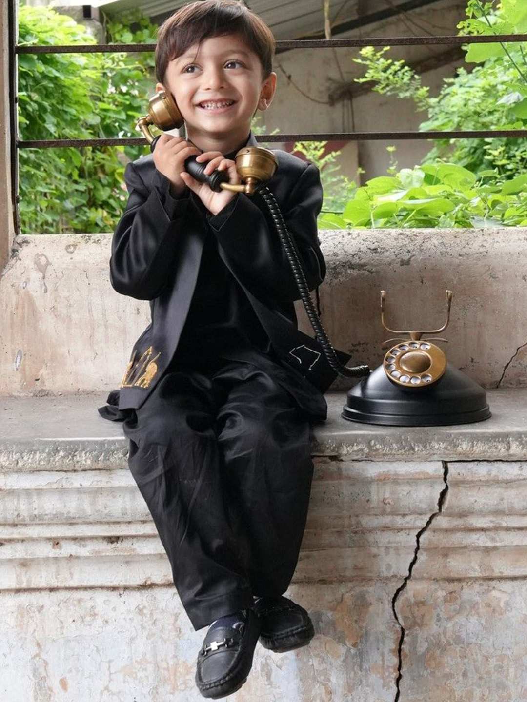 Funny Bones Clothings Boys Elephant Design Open Style 3-Piece Jodhpuri Suits