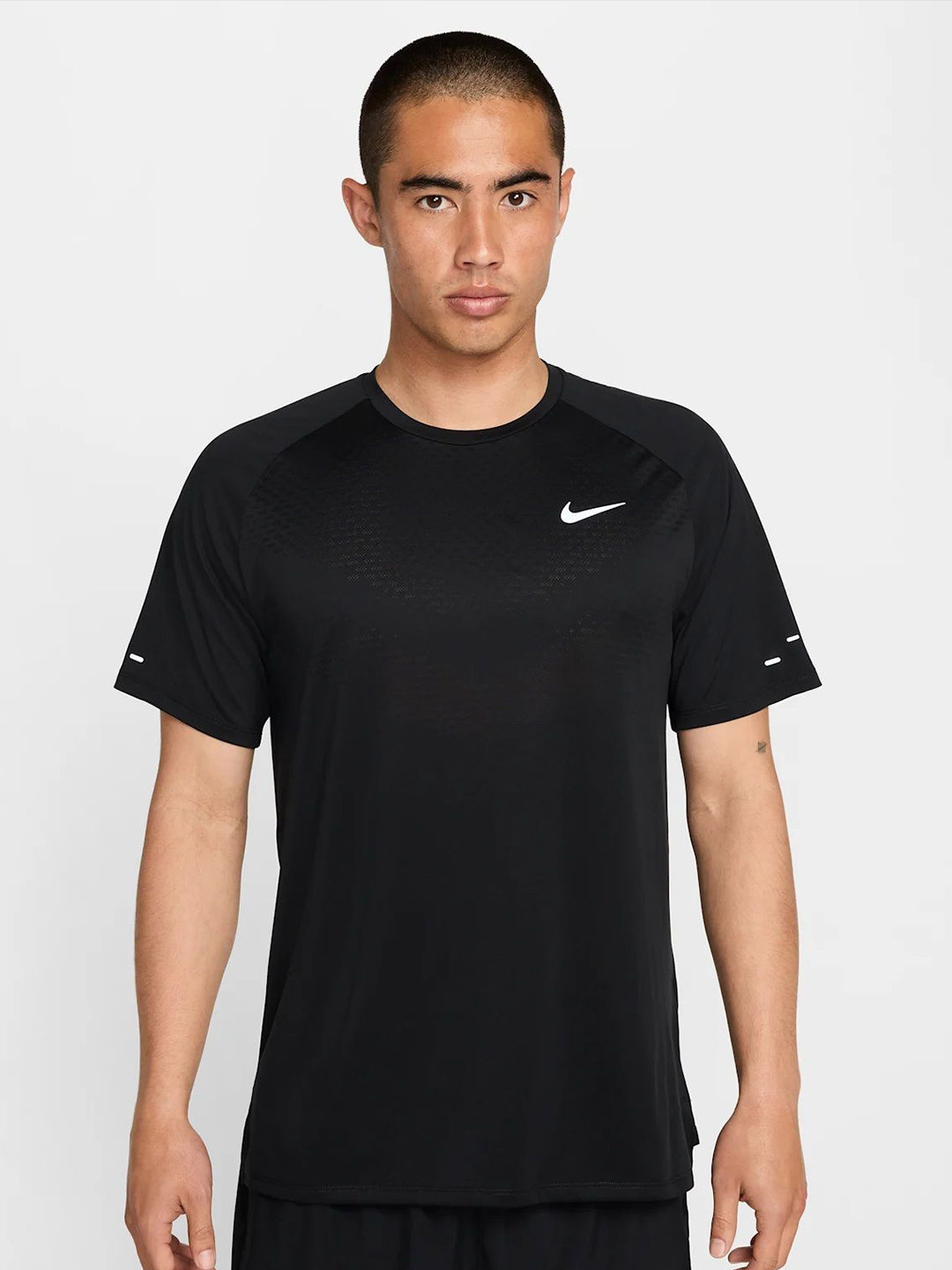 Nike Stride Men's Dri-FIT ADV Short-Sleeve Running T-shirt
