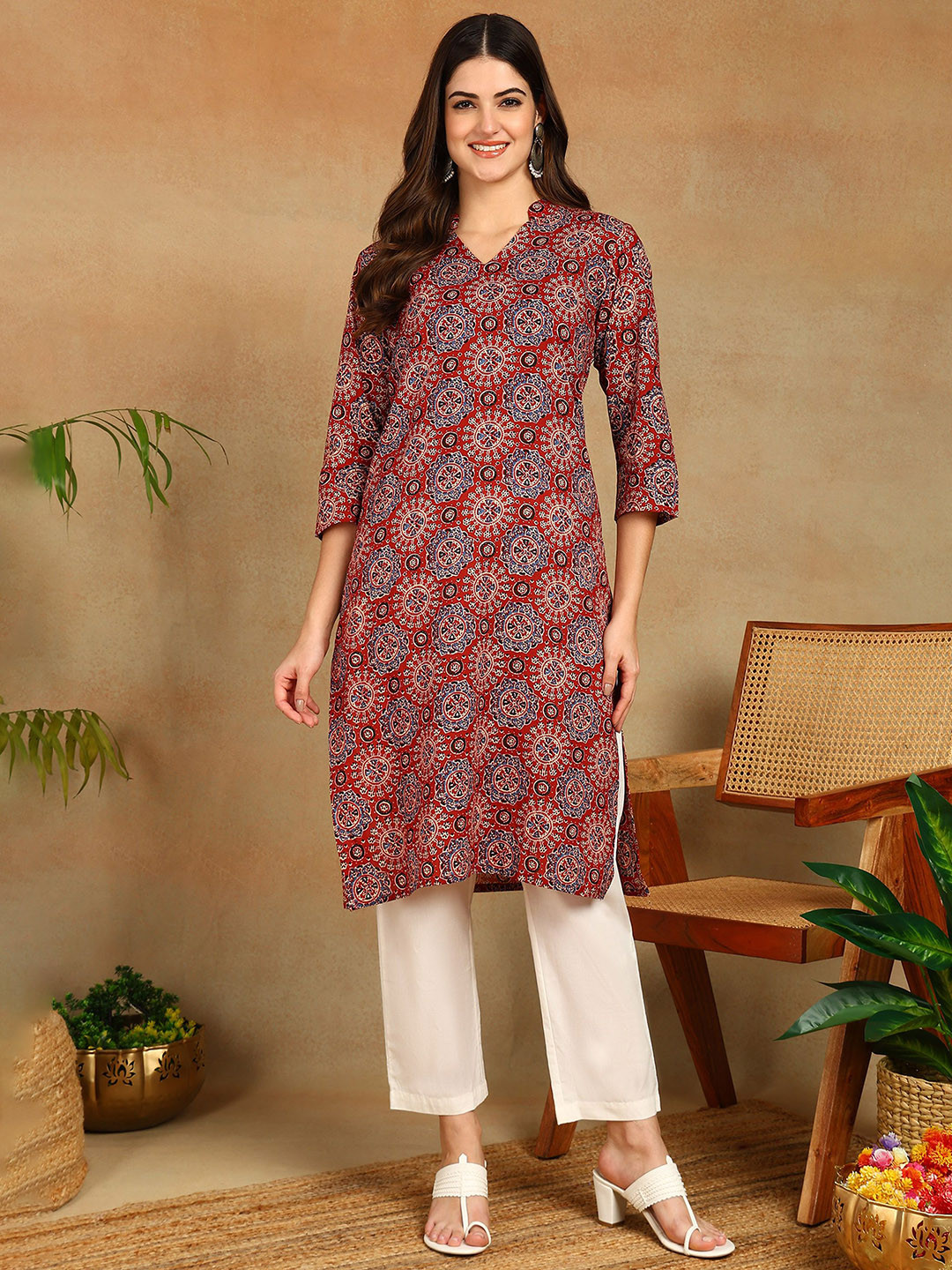 Label Ceres Floral Printed Mandarin Collar Pure Cotton Straight Kurta With Trousers