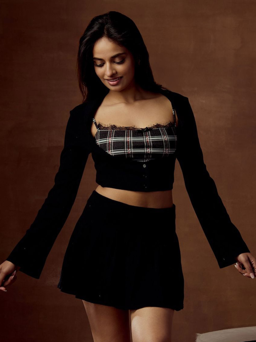 Lea Clothing Co. Women Lace Cami Crop Top with Crop Shurg