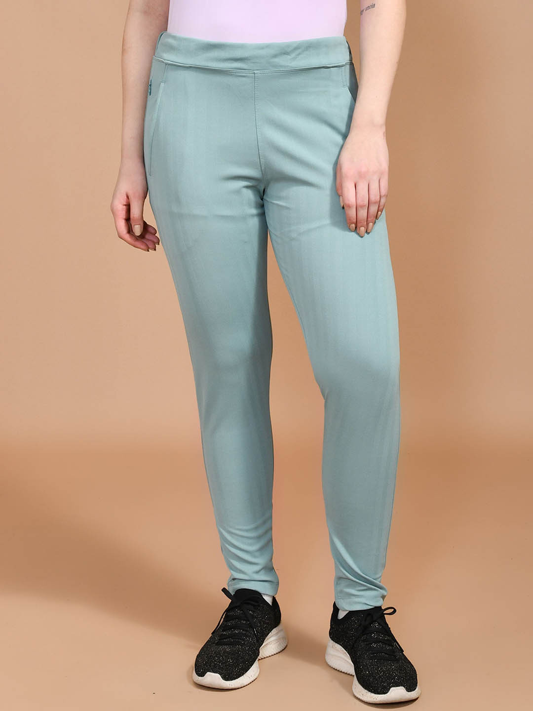 SKYKNIT Women Mid-Rise Track Pant