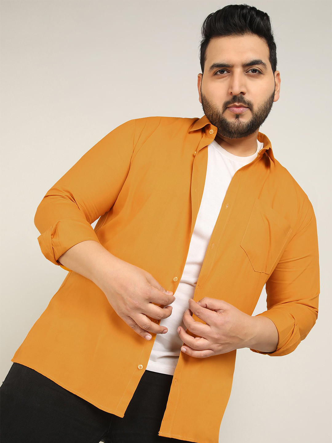 ADWYN PETER Men Plus Size Classic Fit Spread Collar Solid Cotton Casual Shirt