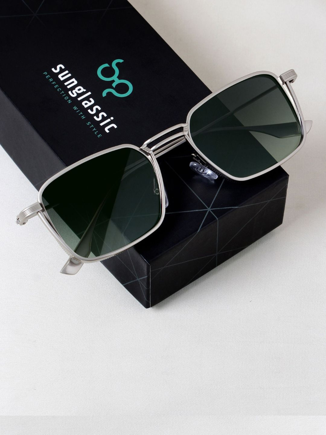 SUNGLASSIC Unisex Rectangle Sunglasses with UV Protected Lens SG-2812