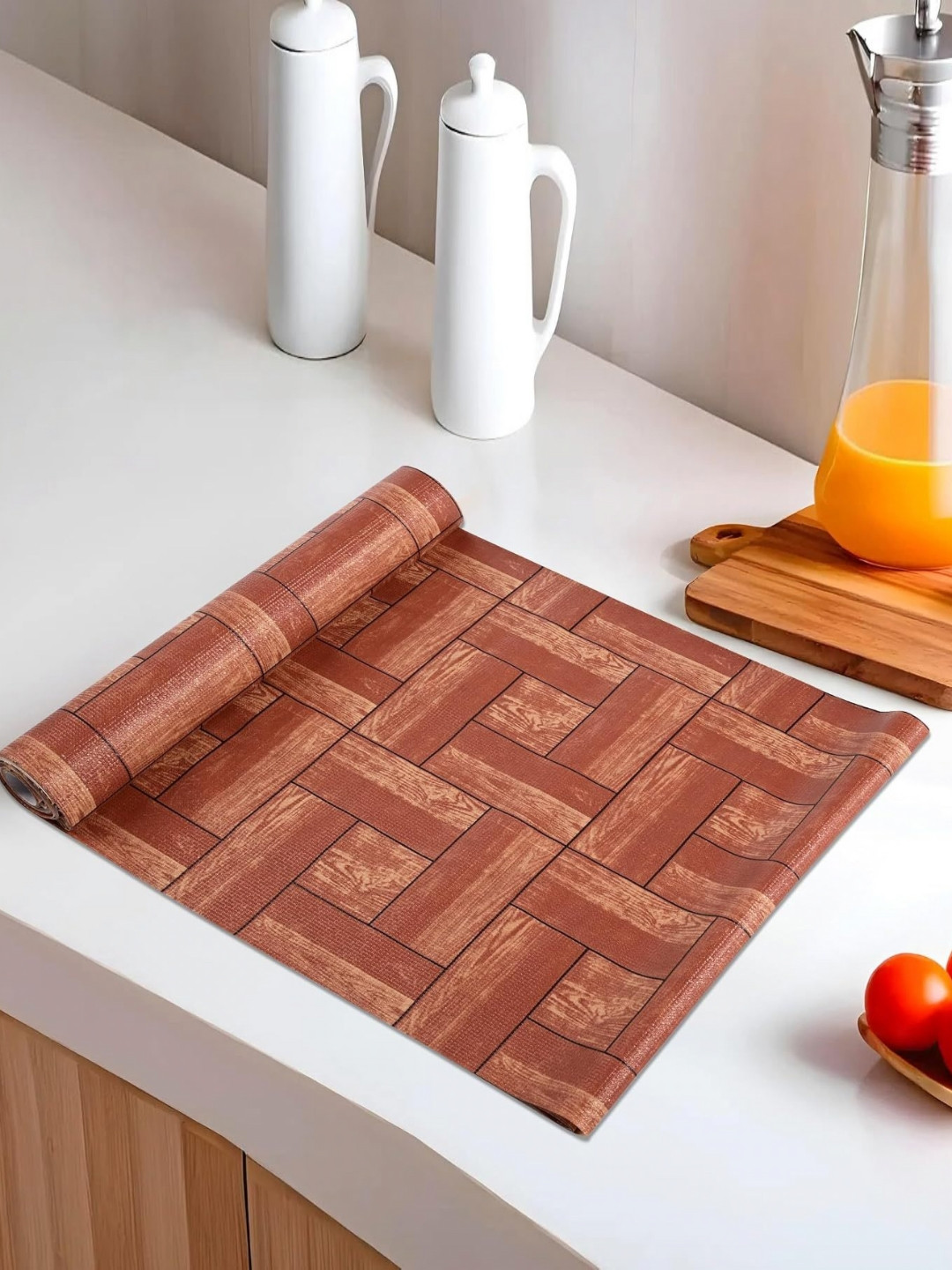 REVEXO Brown & Beige Checked Adjustable Cabinet Shelf Mat