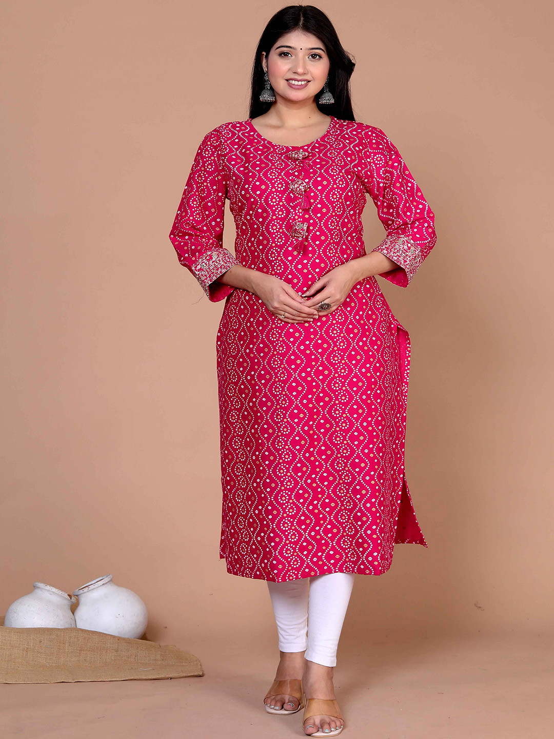 Doriyaan Bandhani Printed Round Neck Straight Kurta