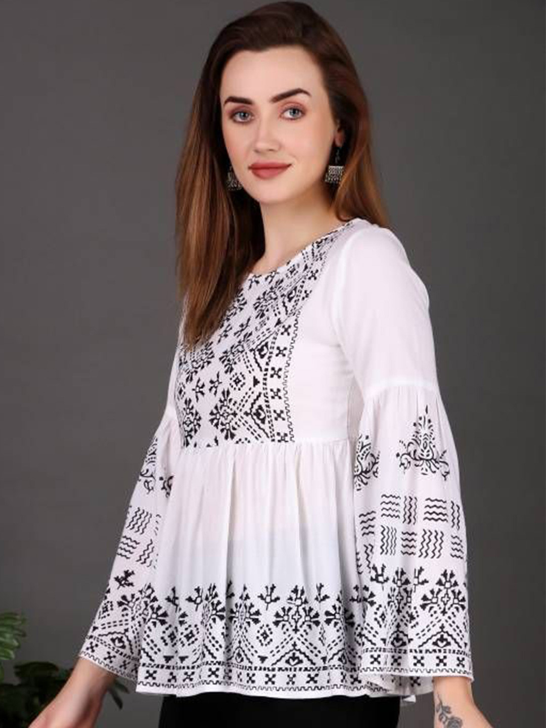 OSAMWEAR Women Printed Bell Sleeve Top