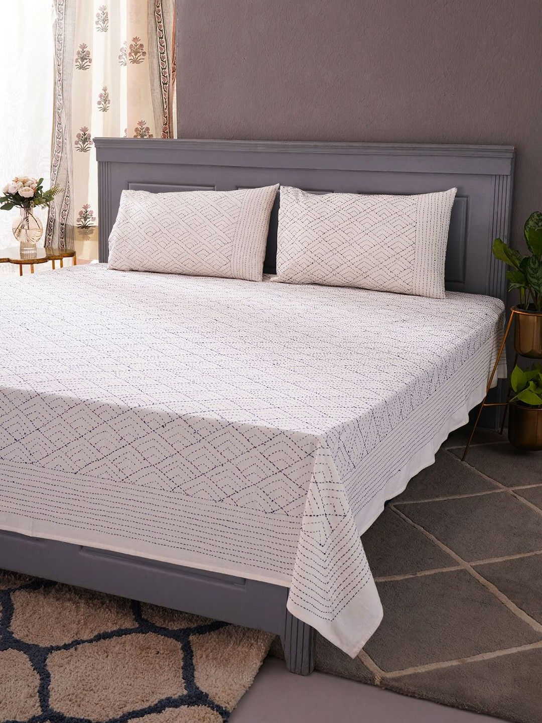 JAYPORE 3-Pcs Blue & White Printed Cotton King Size Bed Cover With Pillow Cover