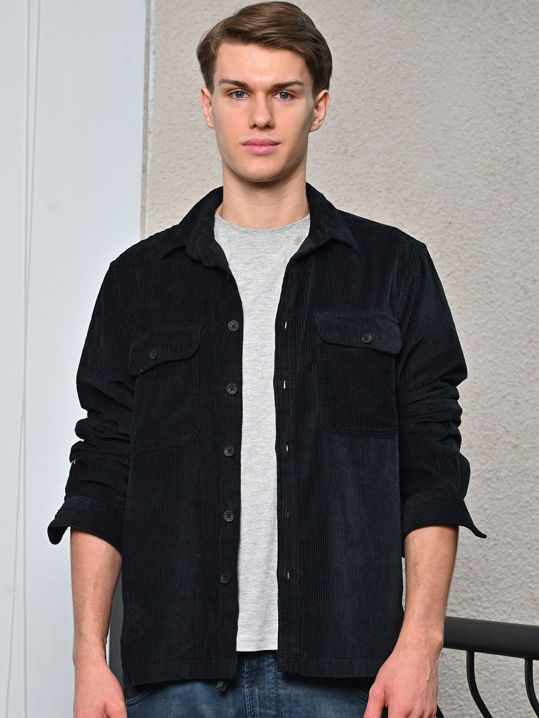 POE Men Topaz - Heavy Corduroy Overshirt - Black