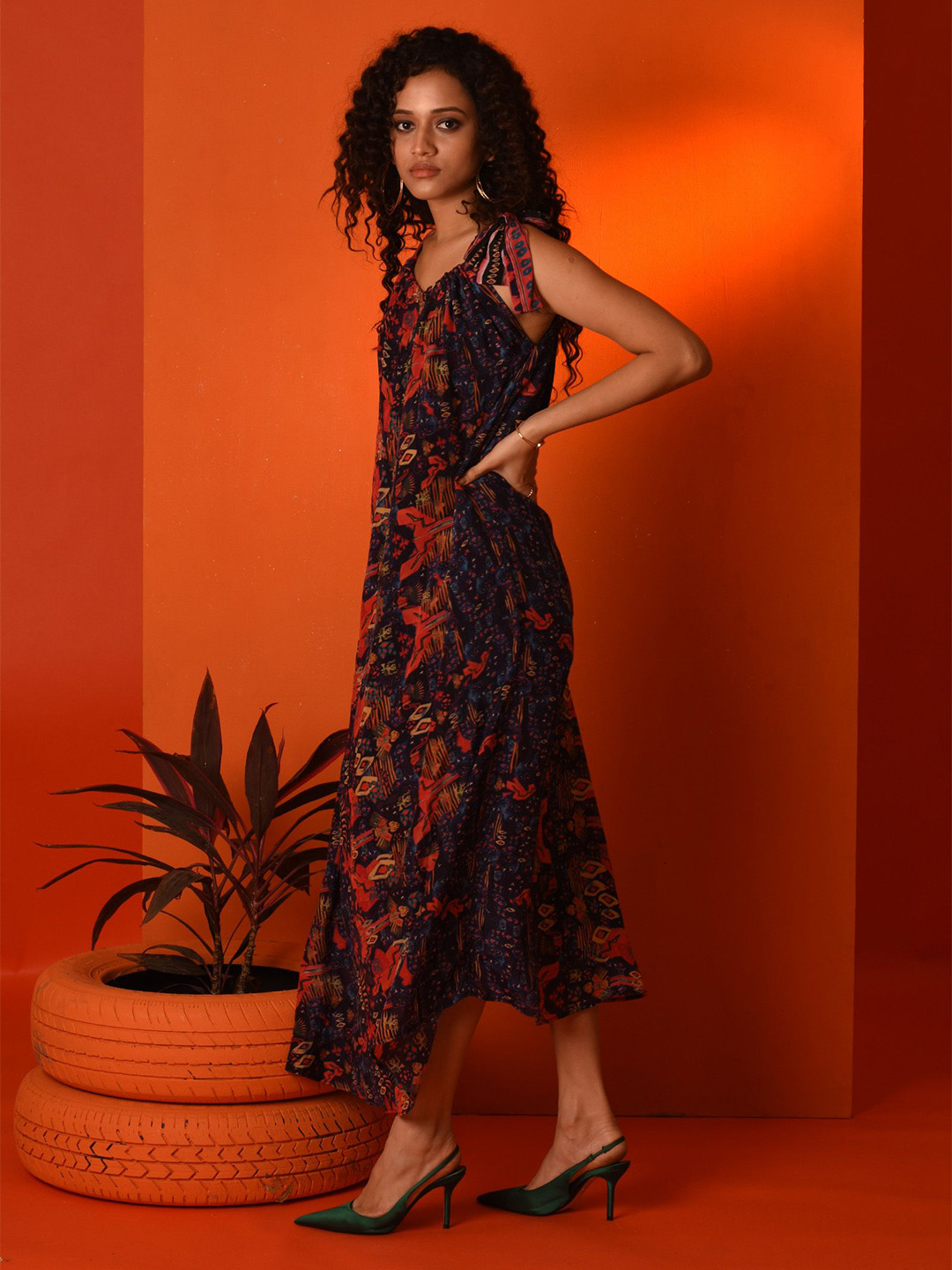 WHIMS Women Floral Print Maxi Dress