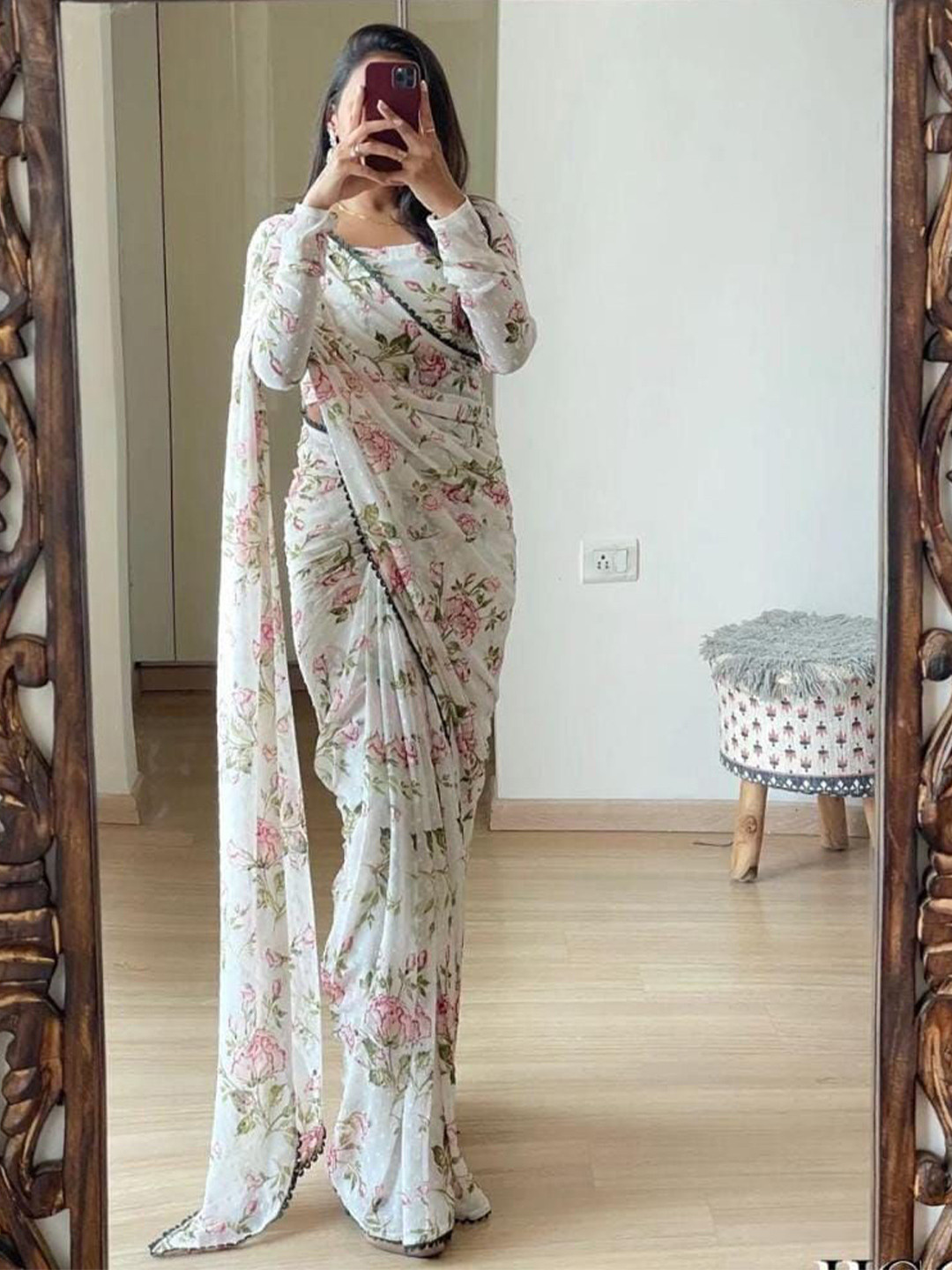 FashionsEye Floral Printed Embroidered Pure Georgette Saree
