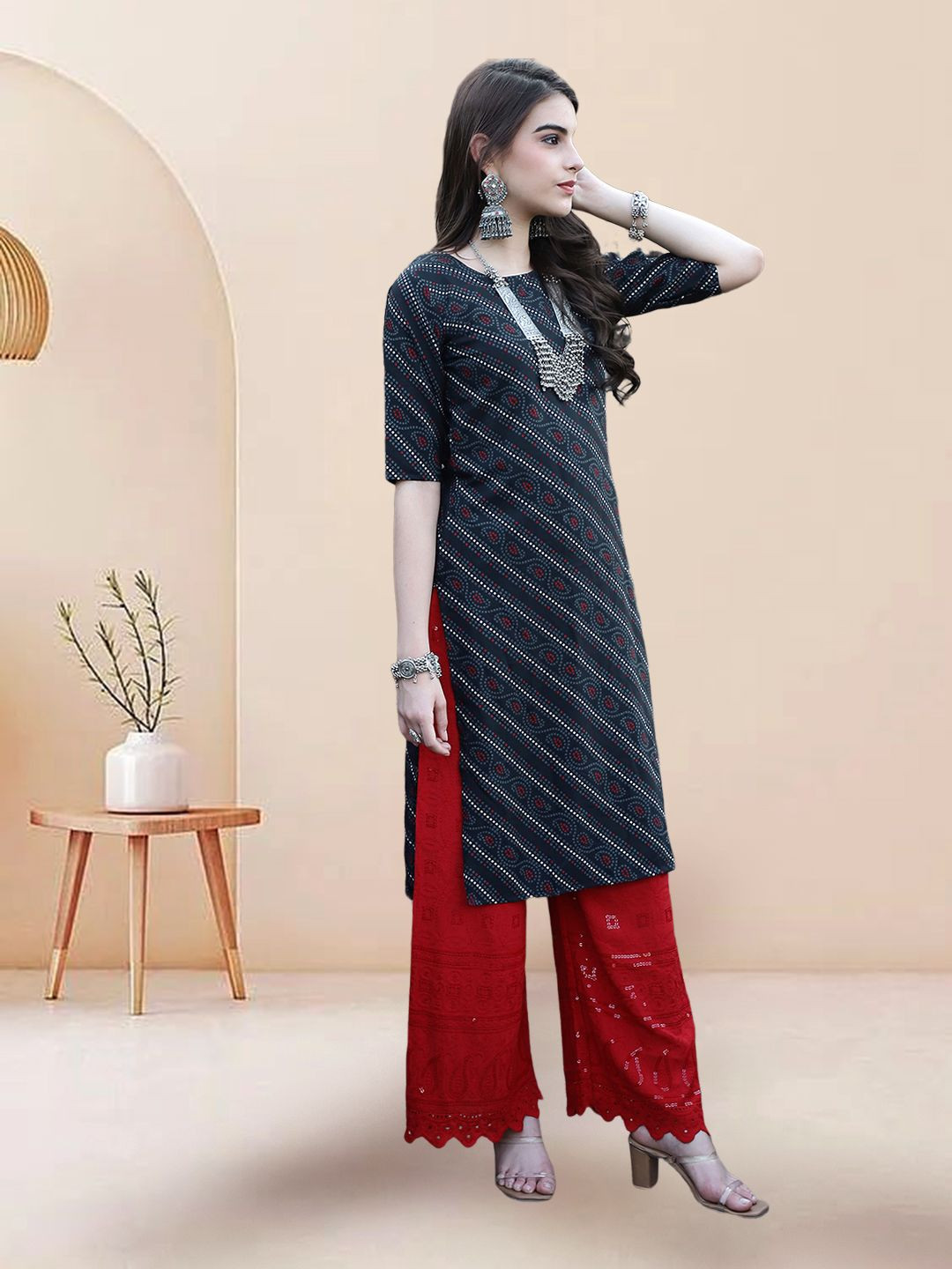 7Threads Selection Of 2 Paisely Printed Round Neck Kurtas