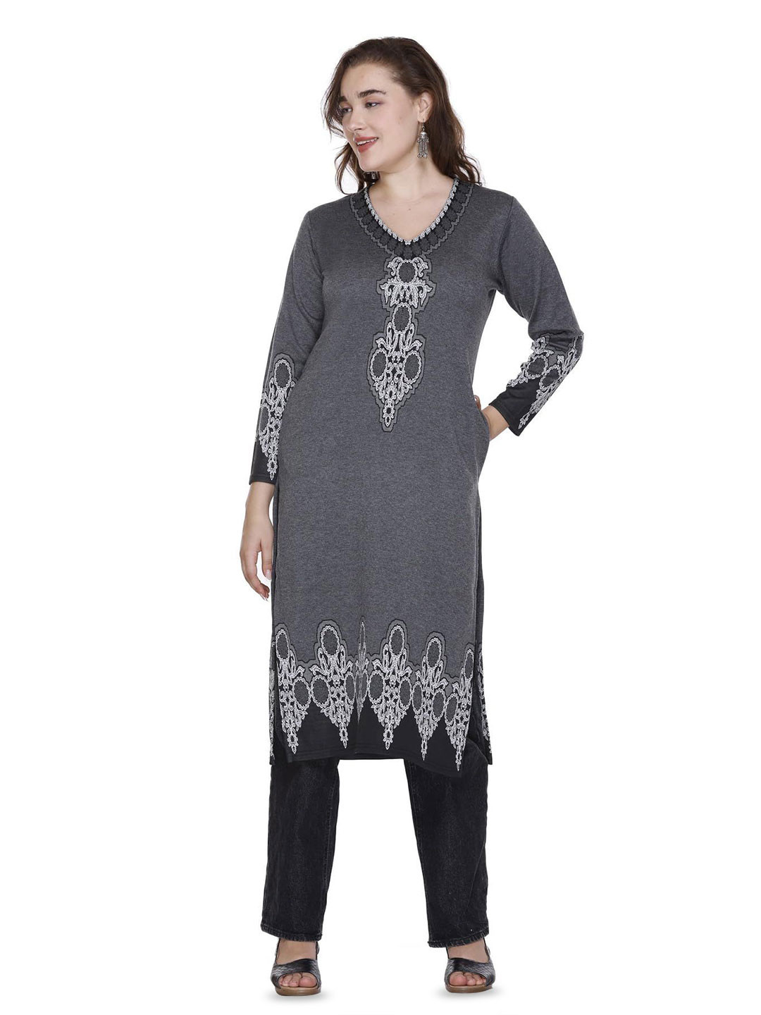 ROSARY Ethnic Motifs Printed V-Neck Woolen Straight Kurta