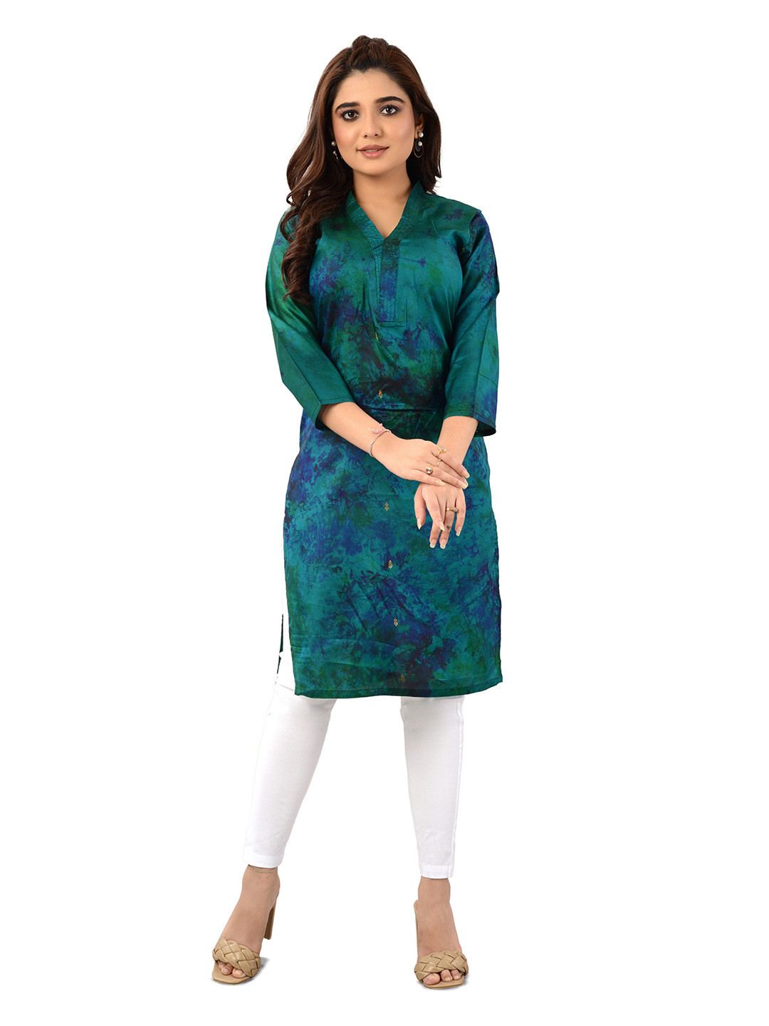 TROMBOO Abstract Printed  V-Neck Straight Kurta