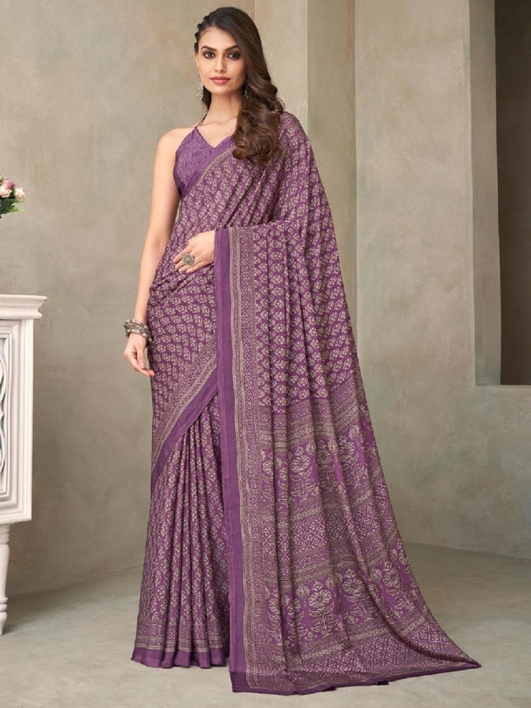 DURGA EMPORIO Floral Printed Pure Crepe Saree