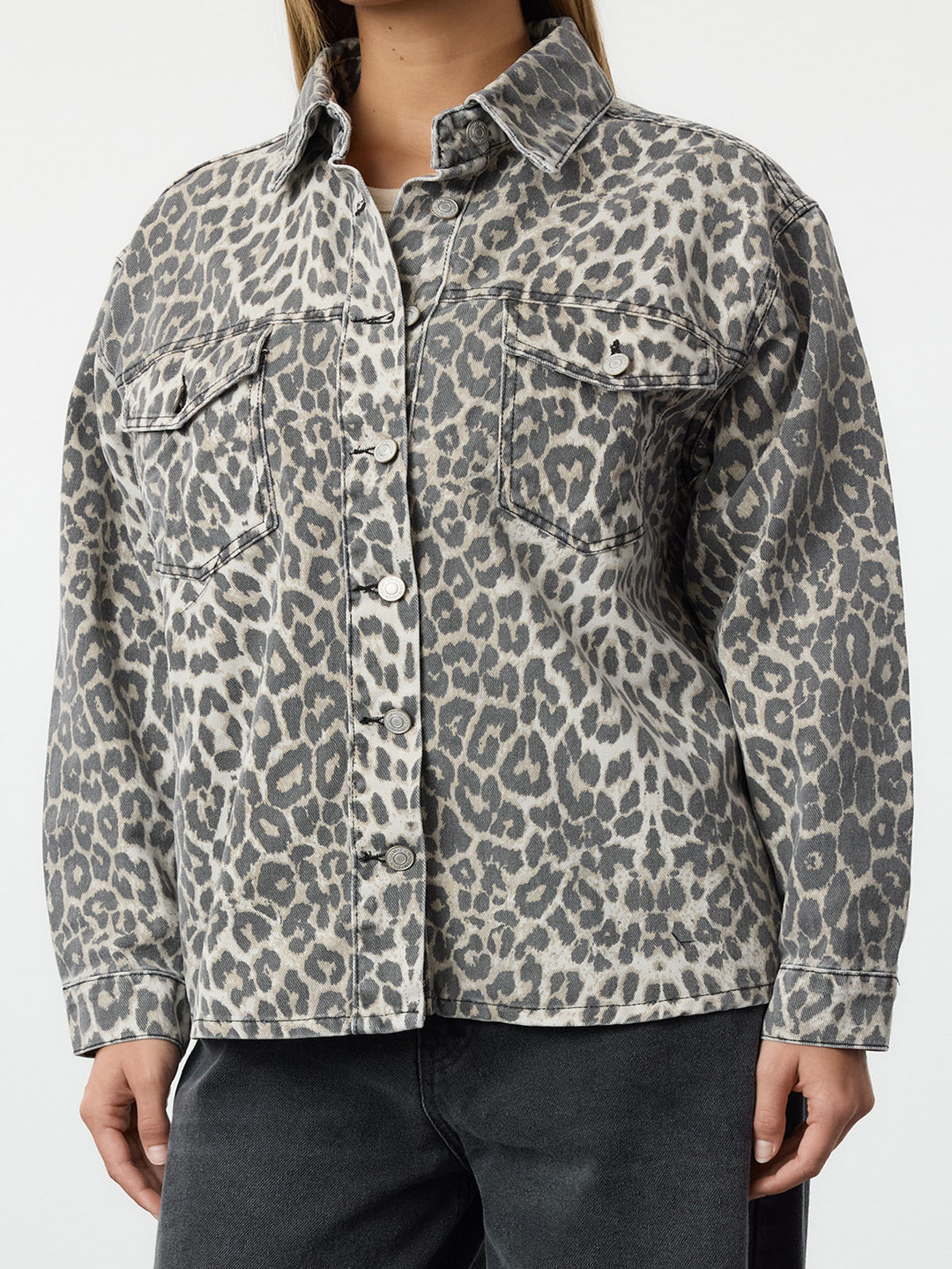 Trendyol Women Spread Collar Animal Printed Cotton Casual Tailored Jacket