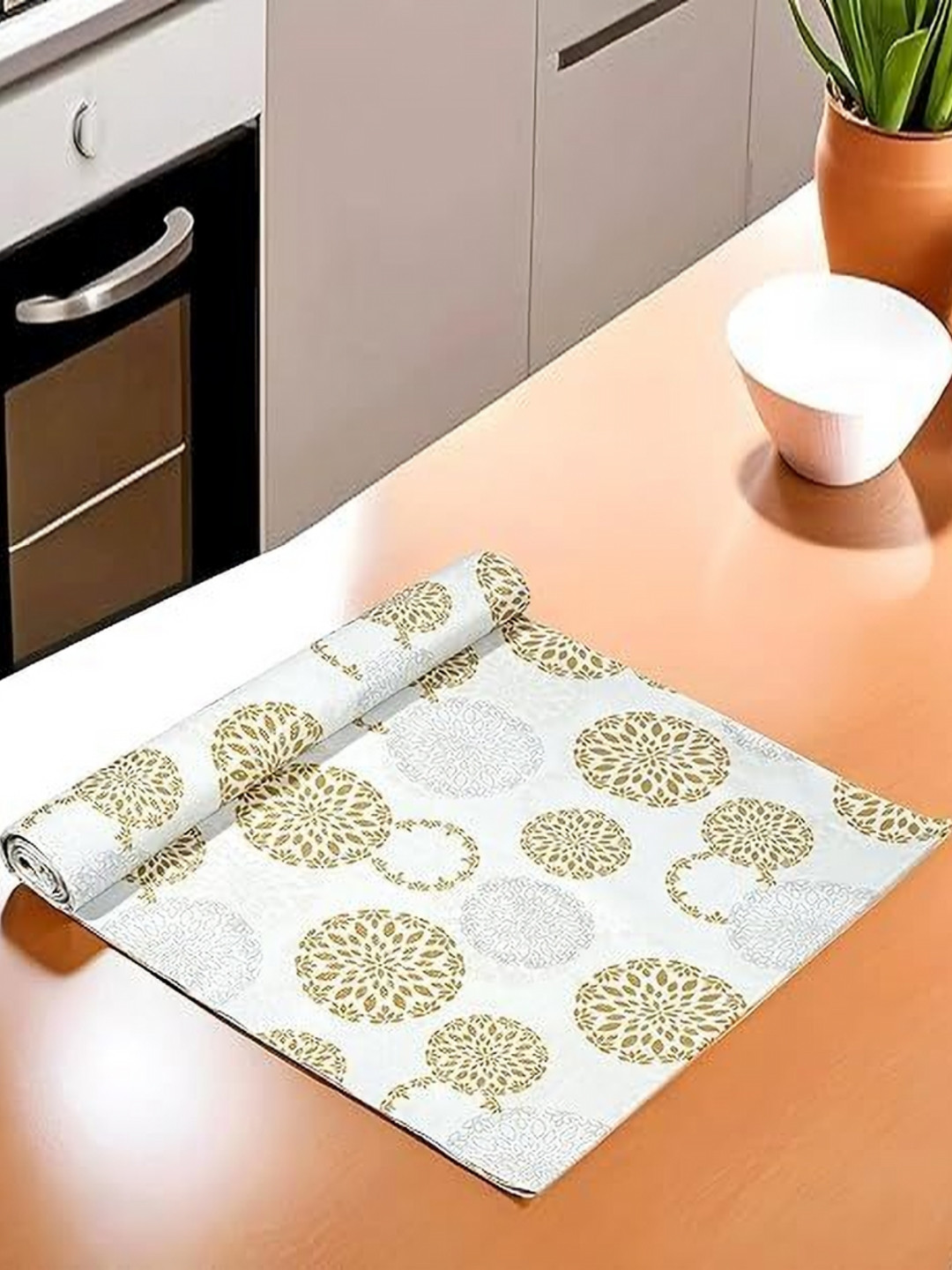 REVEXO White & Gold-Toned Floral Printed Reusable Kitchen Shelf Liner Organisers