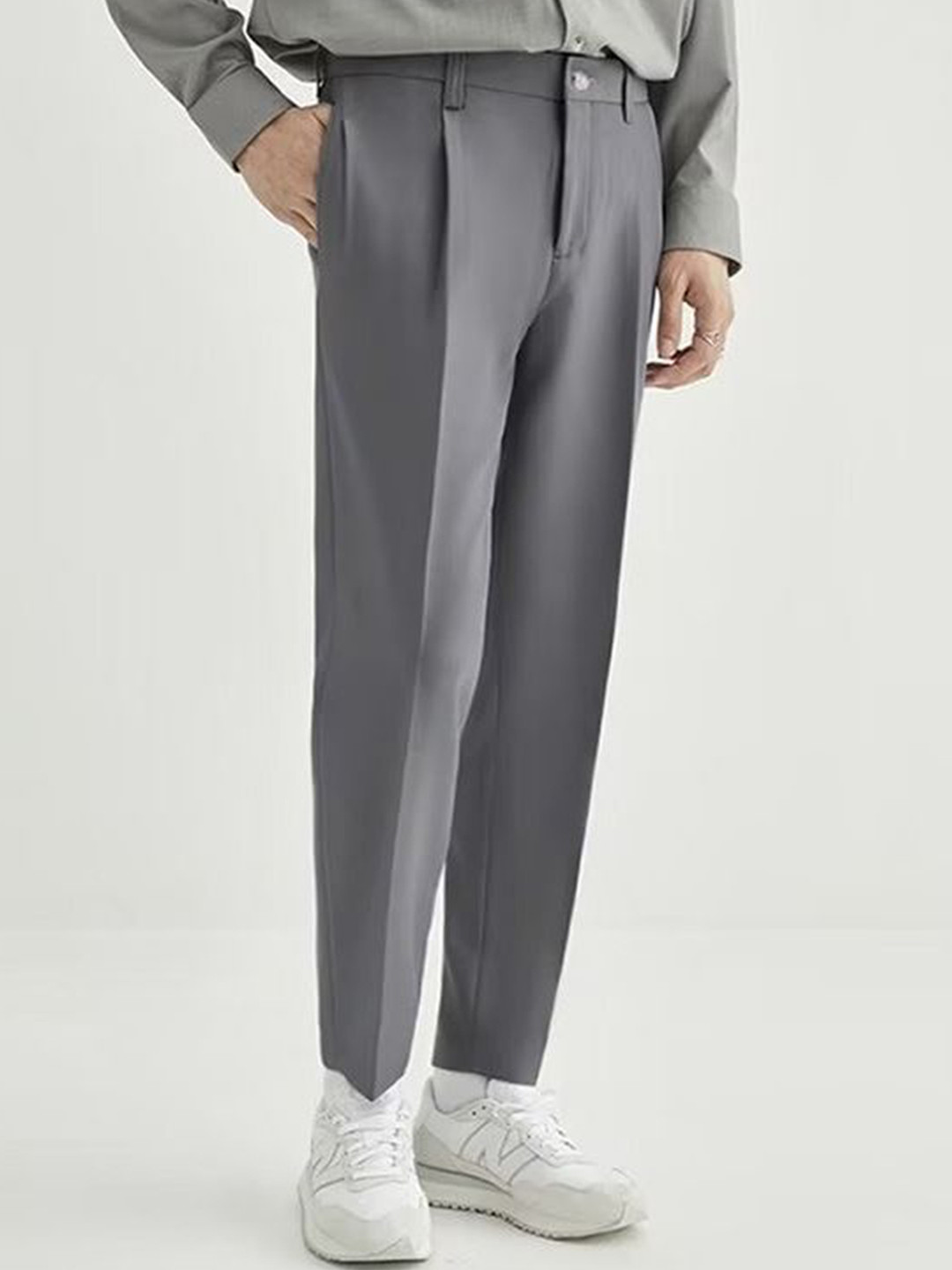 StyleCast Men Grey Straight Fit Pleated Formal Trousers