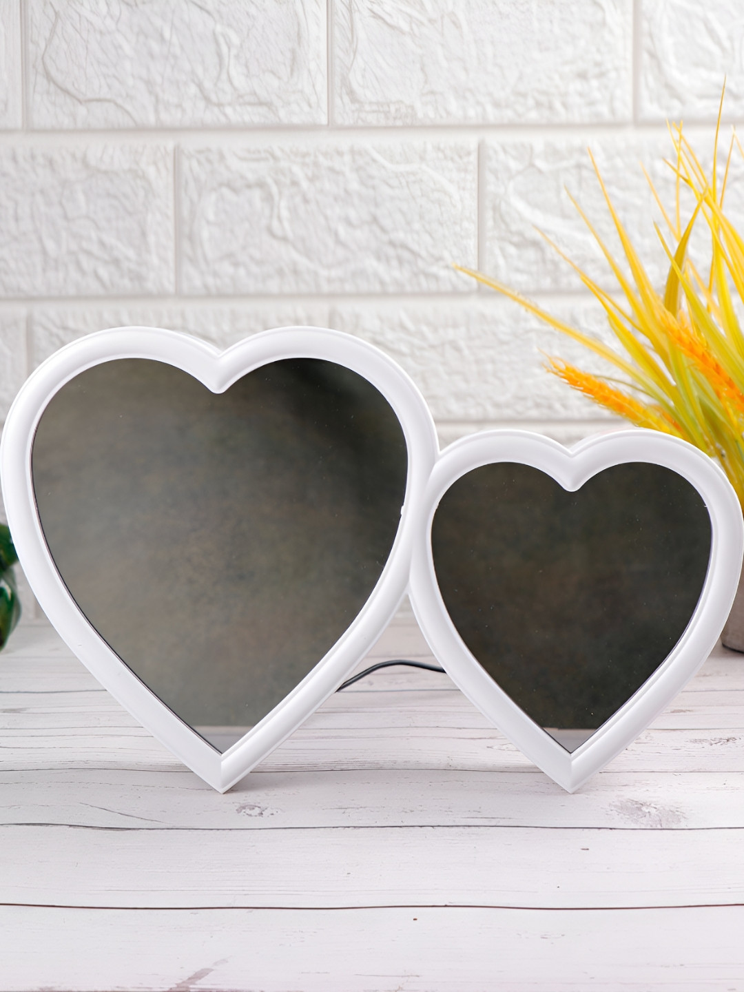 Archies White & Black Table Photo Frame