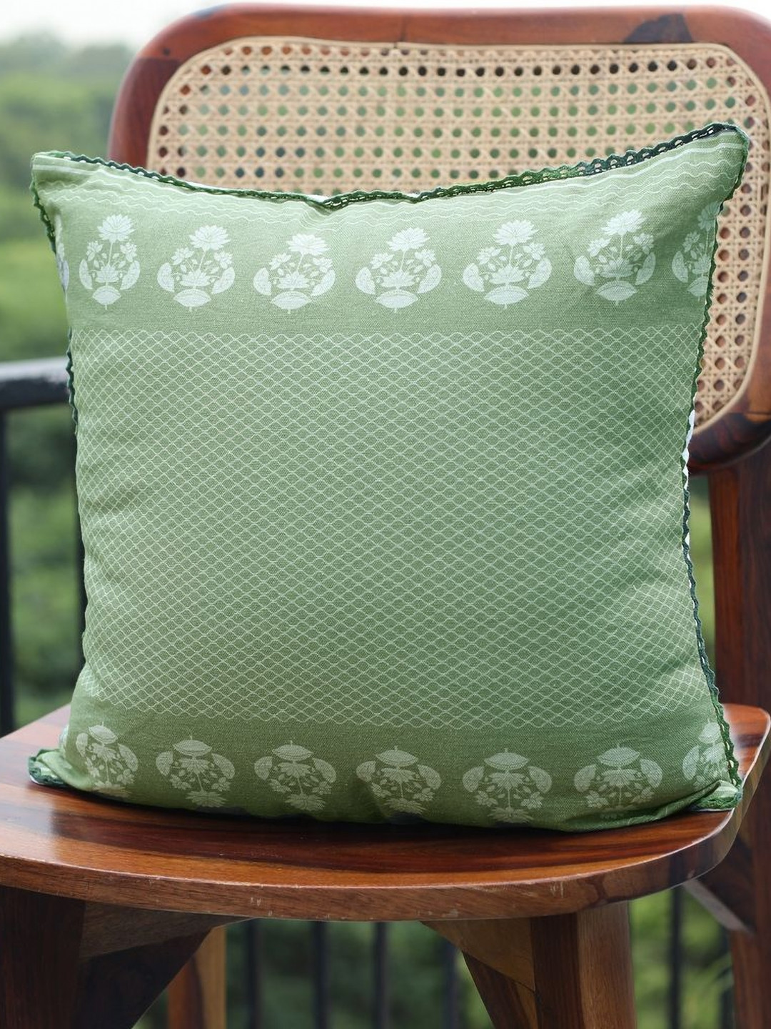Abolee Homes Padma Green Floral Cotton Lightweight 3 Pcs Cushion Covers - 16 x 16 Inches