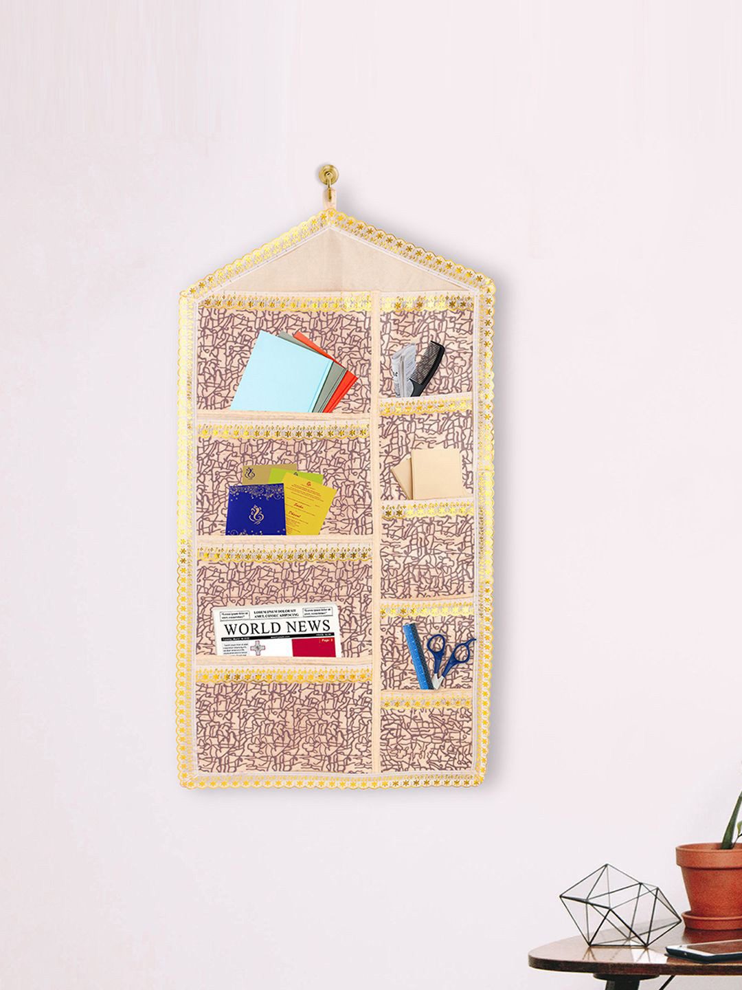 Kuber Industries Purple & Beige Printed 9 Pockets Wall Hanging Multi-Utility Organiser