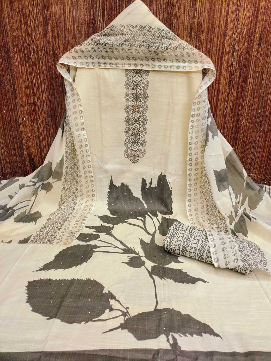 Maroosh Floral Printed Fancy Diamond Cotton Unstitched Dress Material