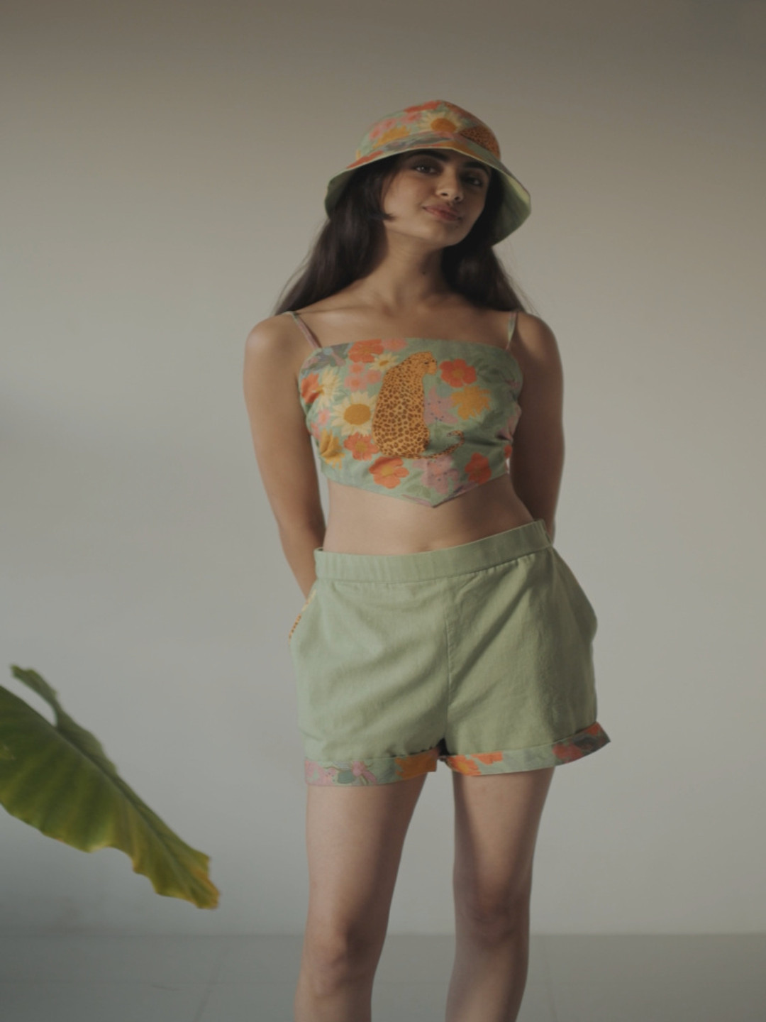 LABEL SUGAR Women Relaxed Fit Mid-Rise Cotton Shorts