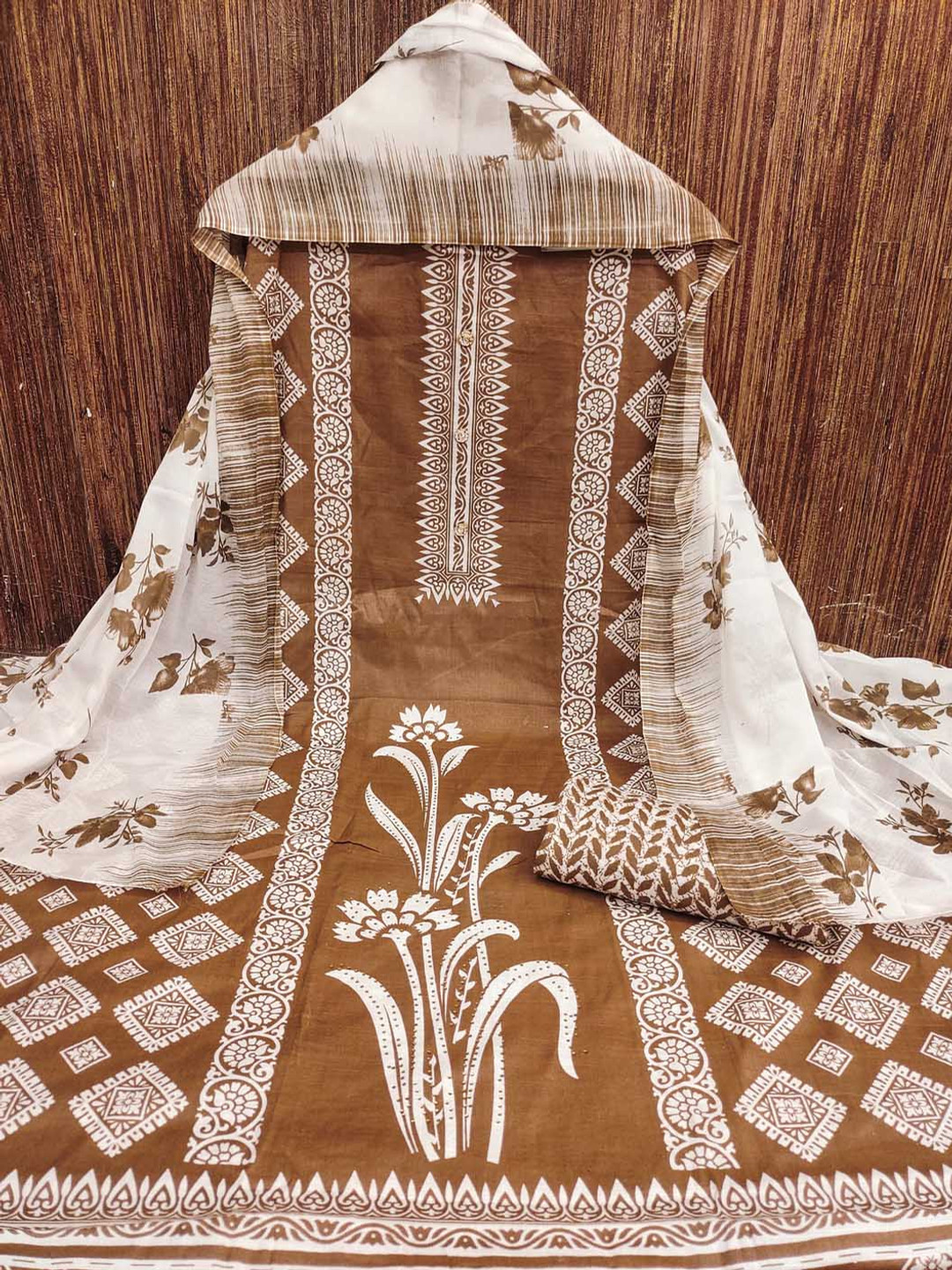 Maroosh Floral Embroidered Fancy Diamond Cotton Unstitched Dress Material