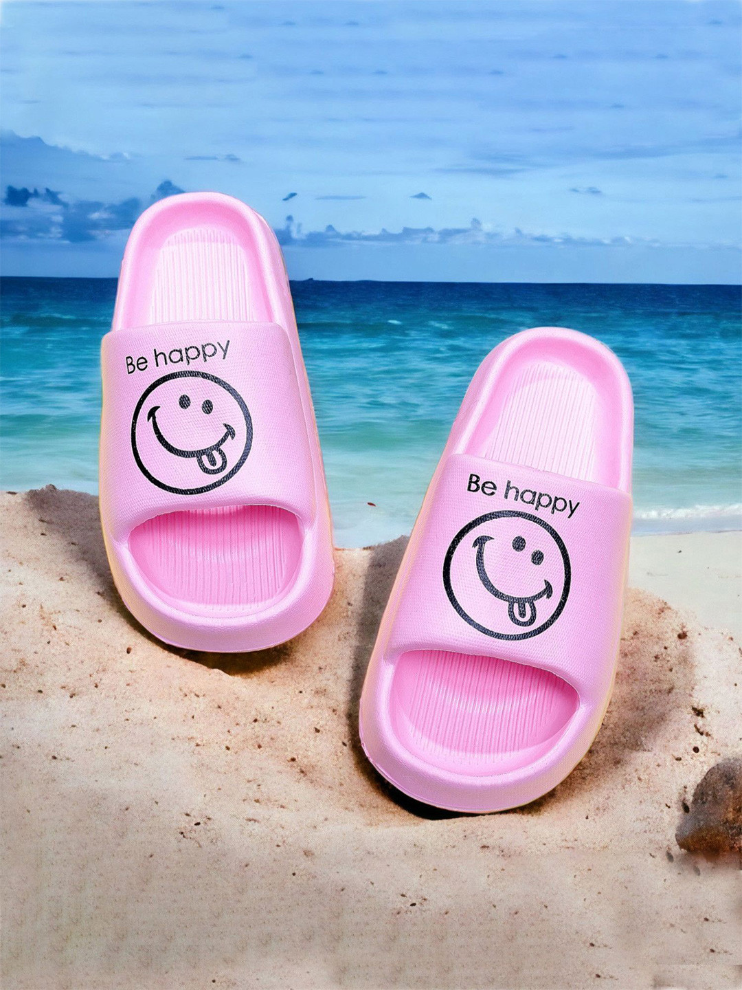 KAPYANSH Women Printed Rubber Sliders