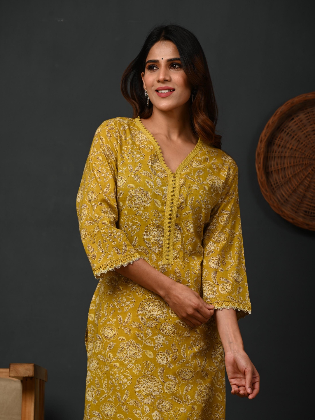 Rimeline Floral Printed V Neck Pure Cotton Straight Kurtas - Kurtas for Women 32398898 | Myntra