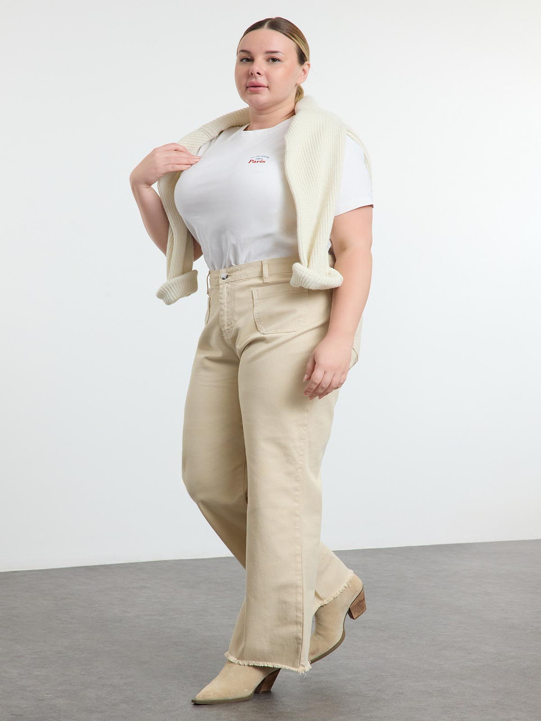 Trendyol Women Plus Size Regular Fit Cotton Jeans