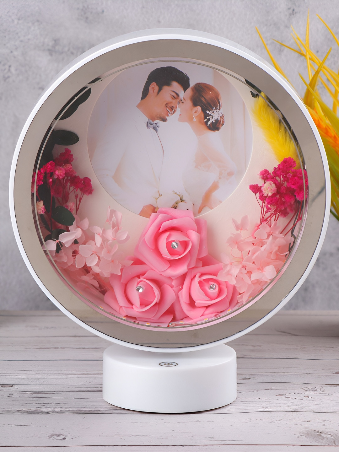 Archies Pink & White Table Photo Frames