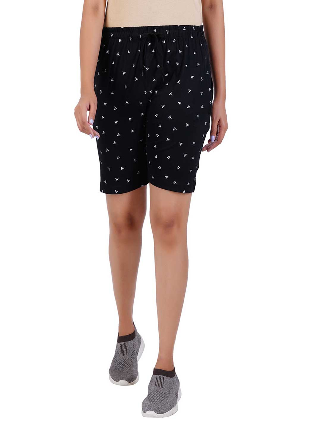 GUIDE Women Pack Of 2 Cotton Typography Printed Shorts