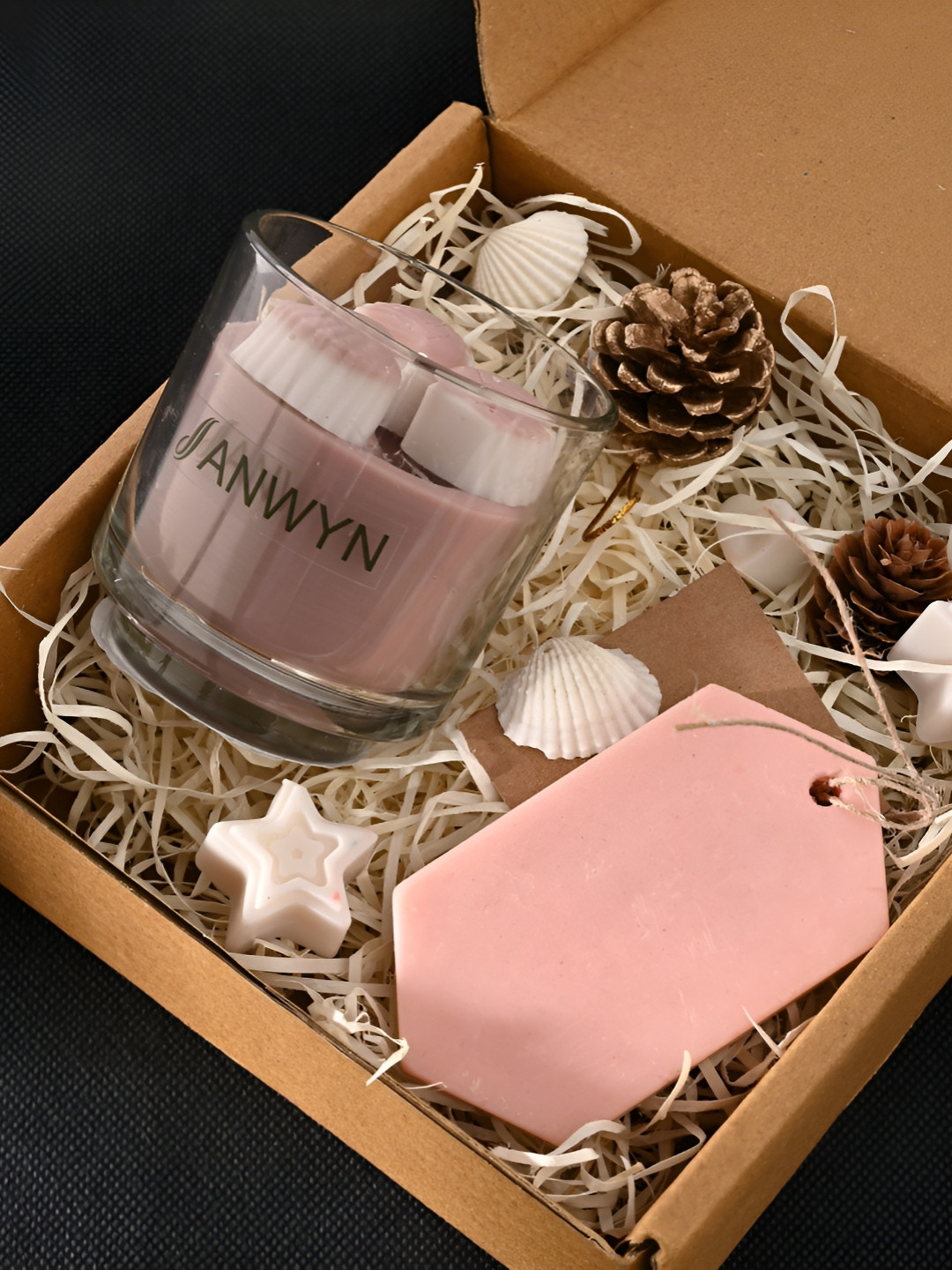 ANWYN Soy Wax Scented 1 Wick Spicy Teakwood Solid Geometric Regular Jar Candles