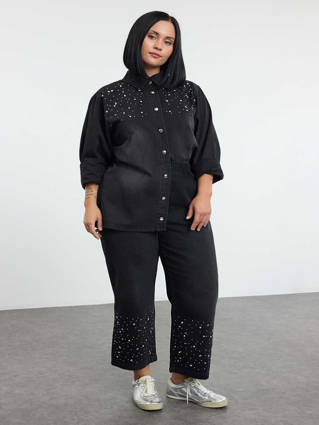 Trendyol Women Plus Size Cotton Embellished Straight Fit Jeans