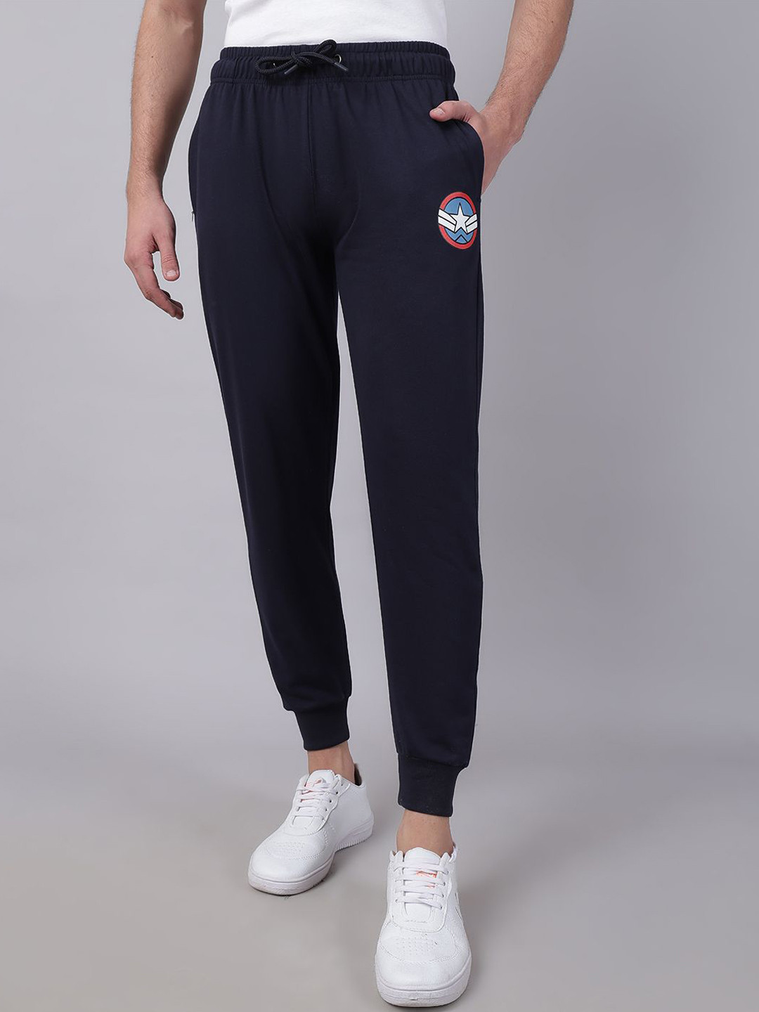 Free Authority Men Captain America: Brave New World Printed Mid Rise Jogger