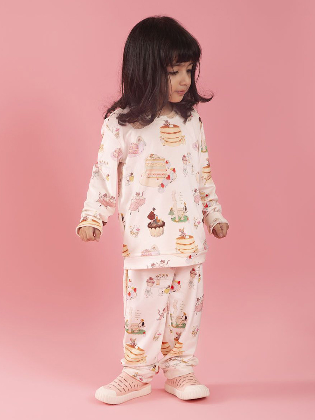 THE BABY TRUNK Pack of 2 Beige Printed Velour Full Sleeve Clothing Set